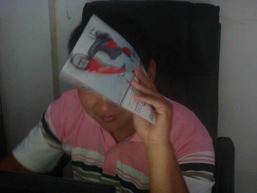 ??瞎半身最新時尚，引領(lǐng)潮流，展現(xiàn)個性魅力