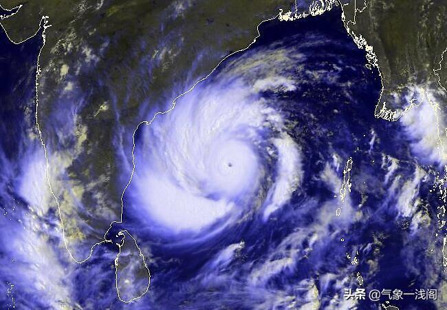最新預(yù)報(bào)，關(guān)注臺(tái)風(fēng)動(dòng)態(tài)，警惕臺(tái)風(fēng)影響