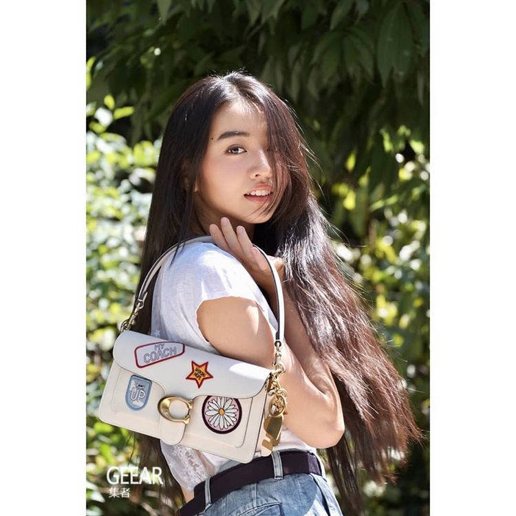 希咲彩最新番號(hào)，友情色彩的日常揭秘